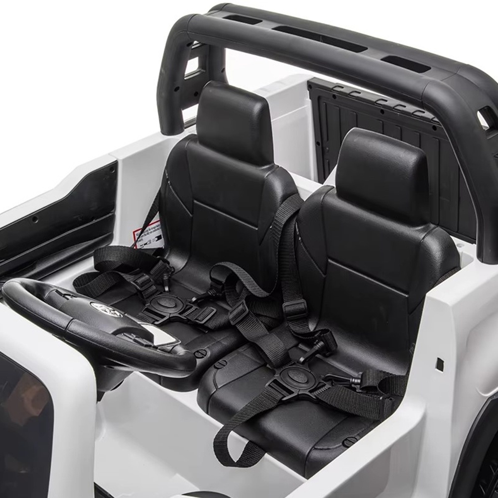 Detalhe da Toyota Hilux elétrica