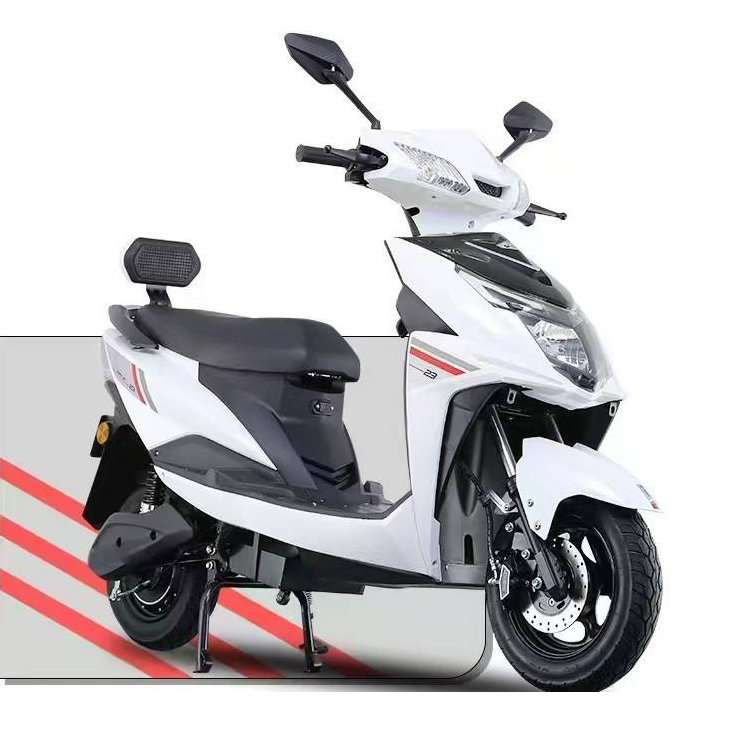 Scooter elétrica cor branca